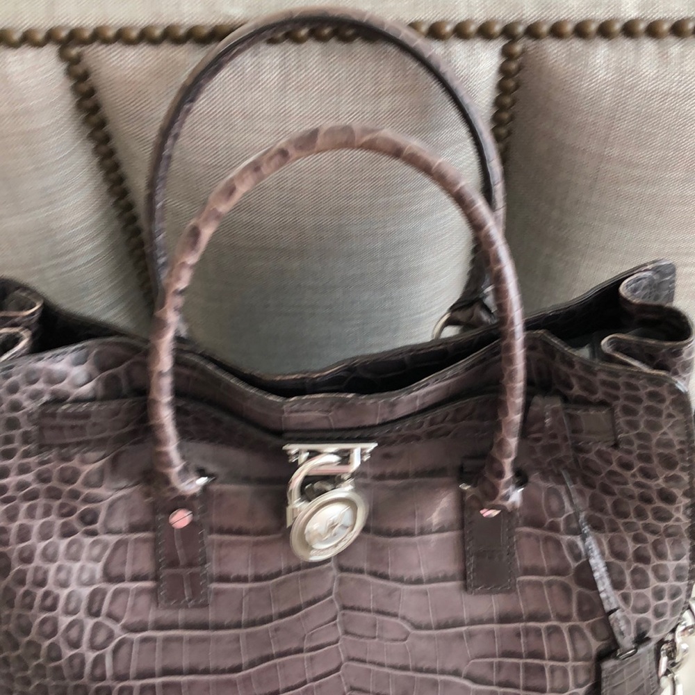Michael Kors Hamilton LG Grey Leather Tote Bag - Picture 2 of 8